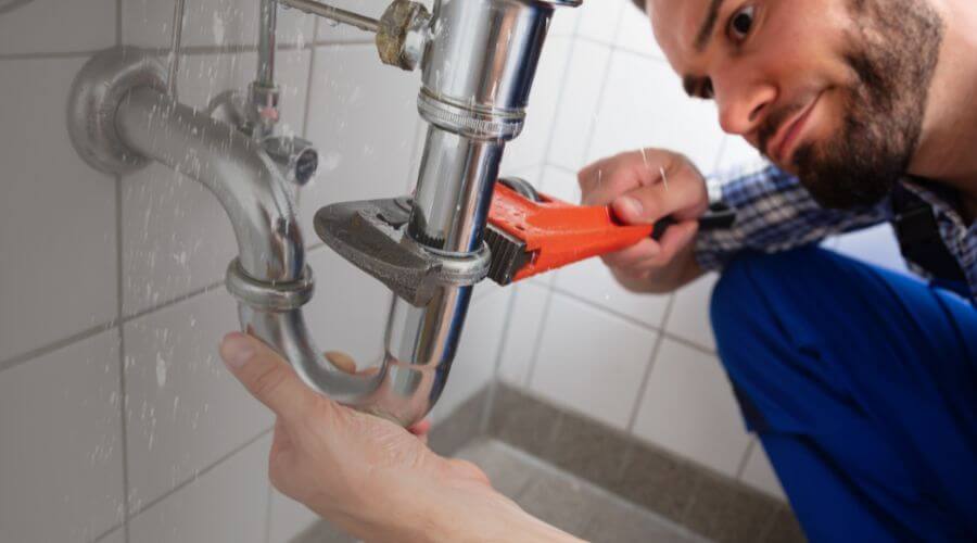 Expert burst pipe repair services in Manistique, MI